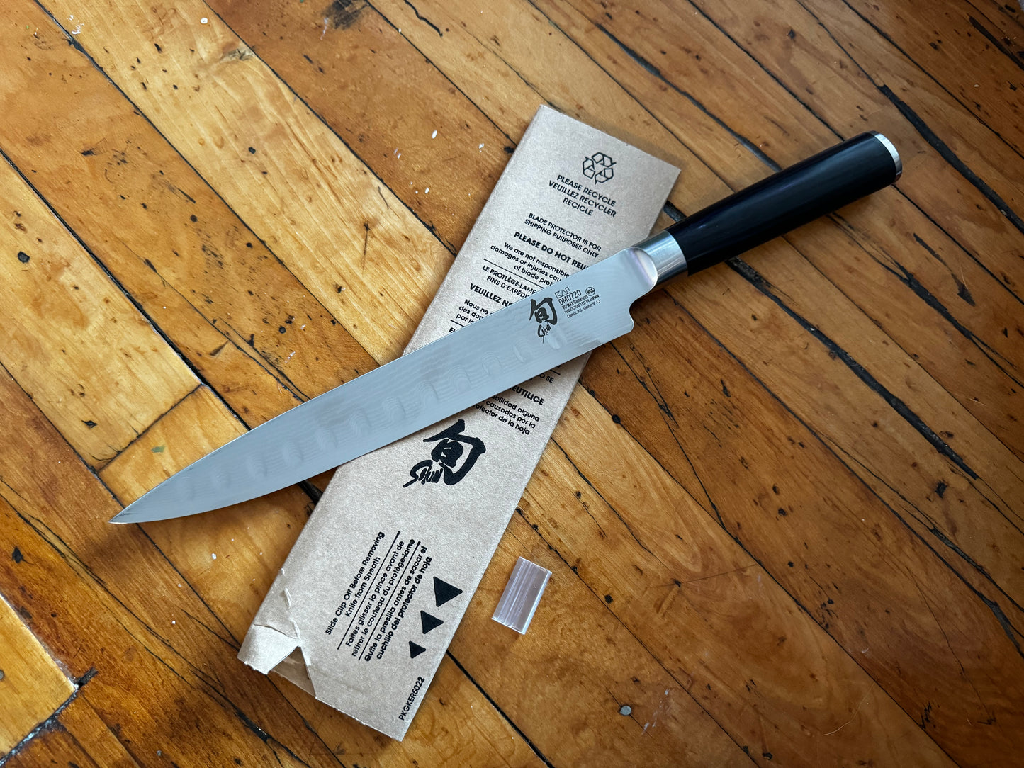 Shun Classic 9” Slicing Knife DM0720