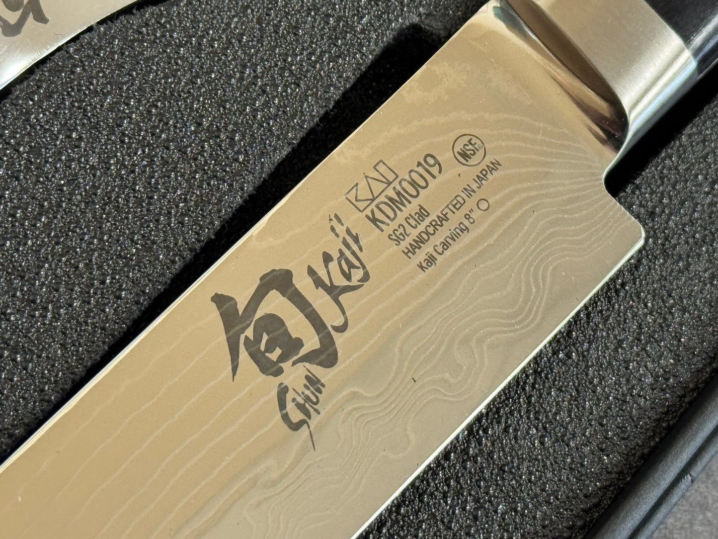 Shun Kaji 2pc Carving Knife + Fork Set - 8” Slicing Knife + 6.5” Fork