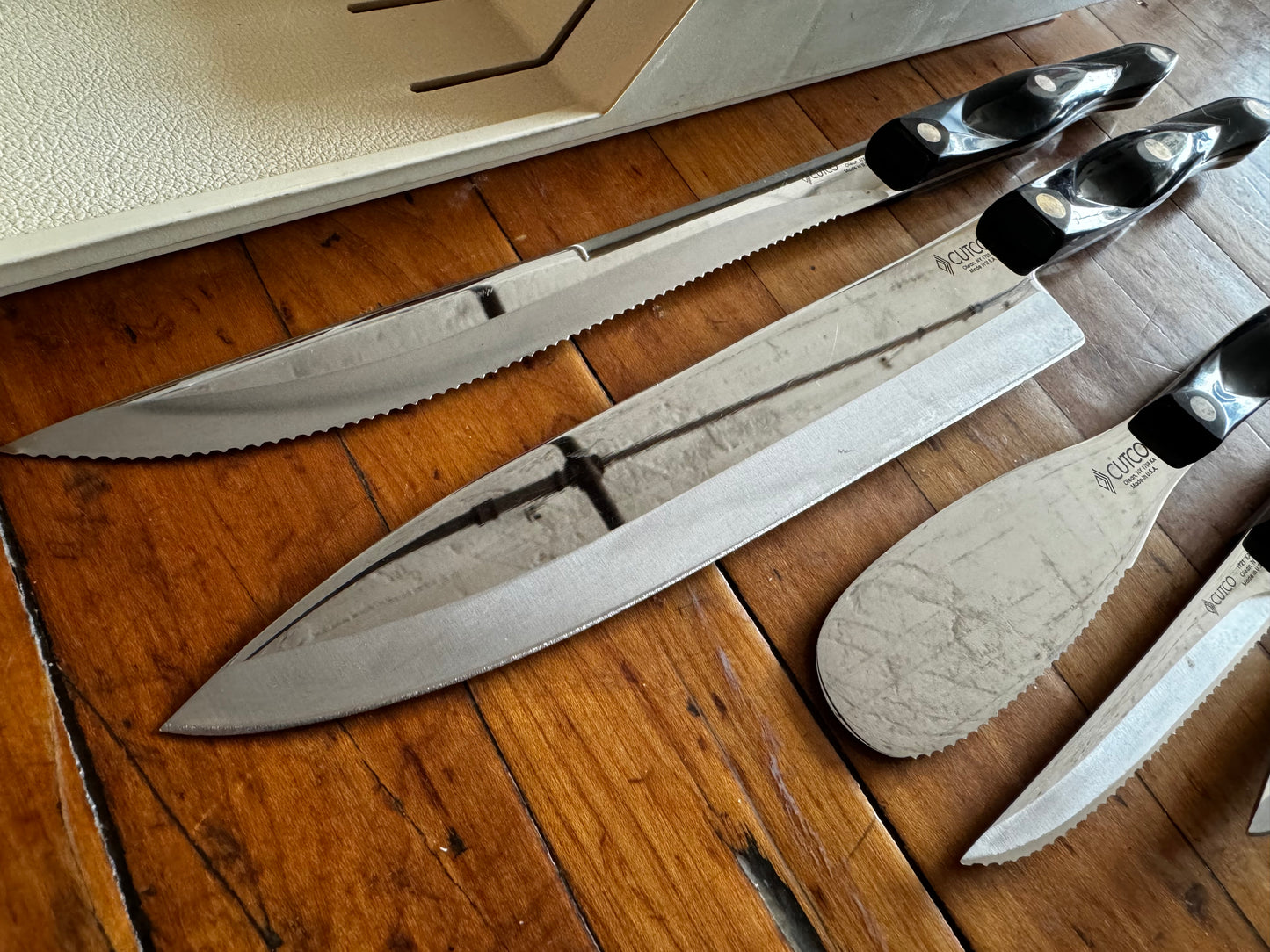 Cutco 5pc Knife Set In Tray